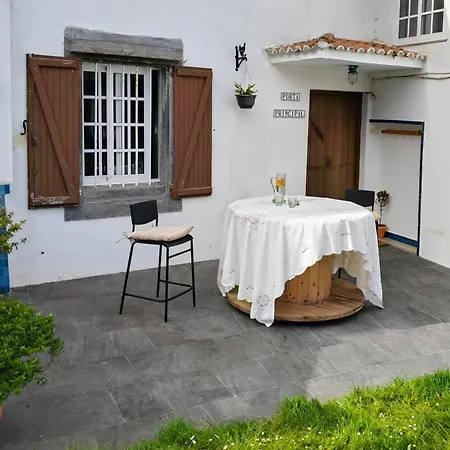 Casa Corral Bouzamayor Nyaraló