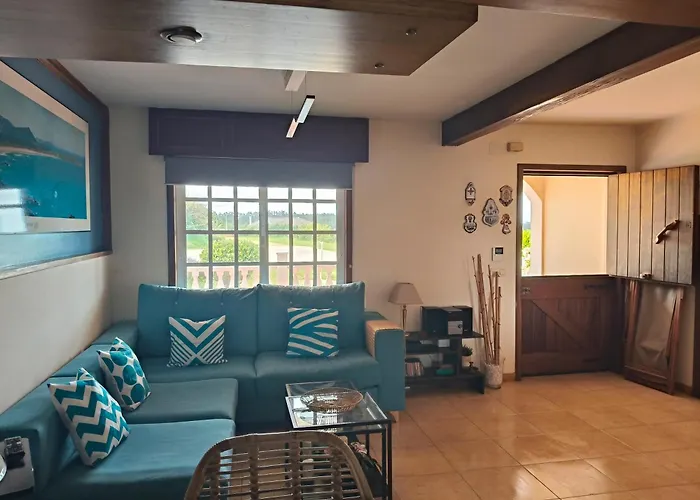 Casa Corral Bouzamayor 巴尔多维尼奥
